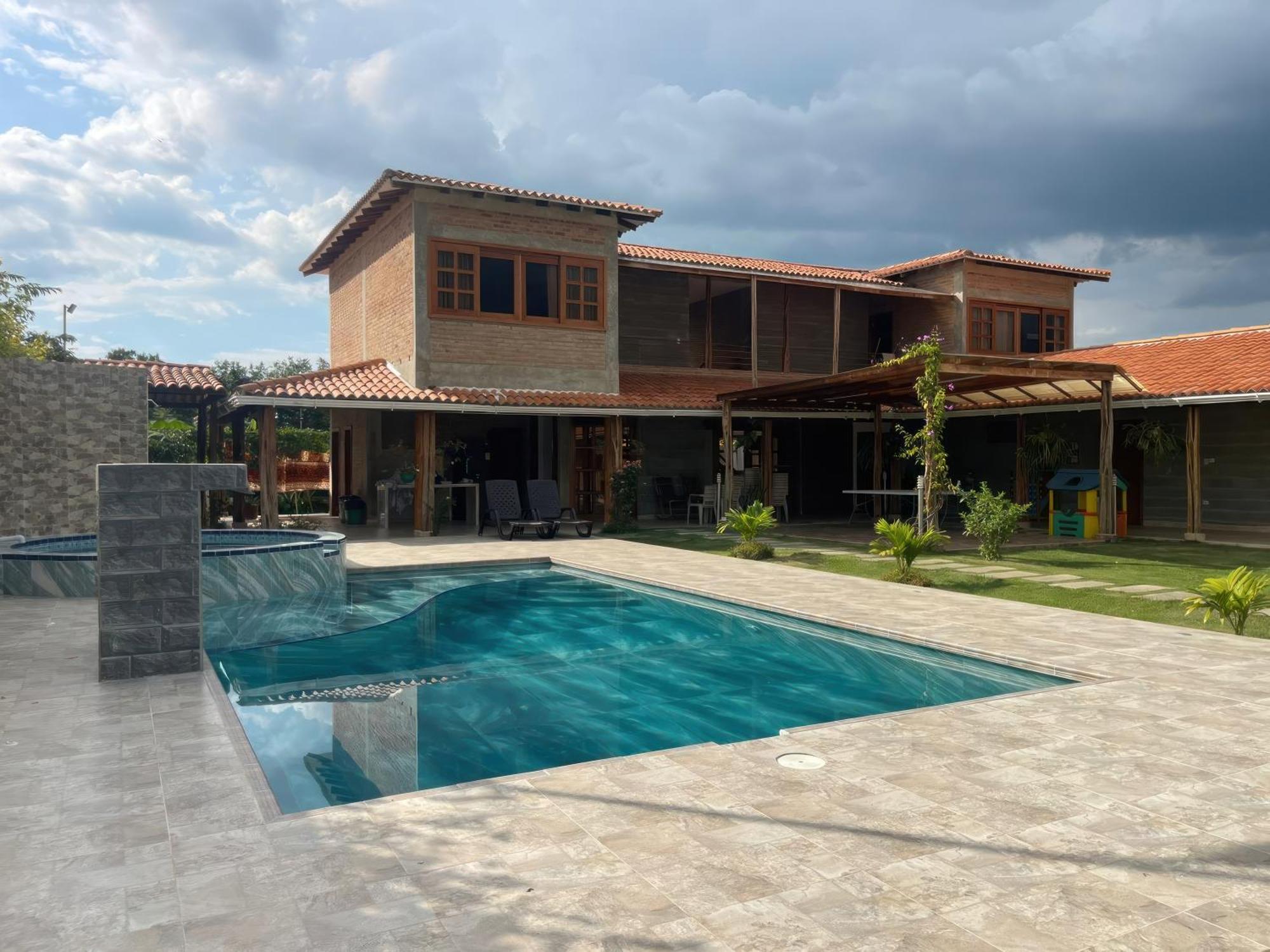Finca Hotel Casa Lupe En Santa Elena Эль-Серрито Экстерьер фото